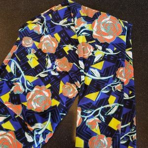 *LAST WEEK* NWOT LuLaRoe TC Leggings